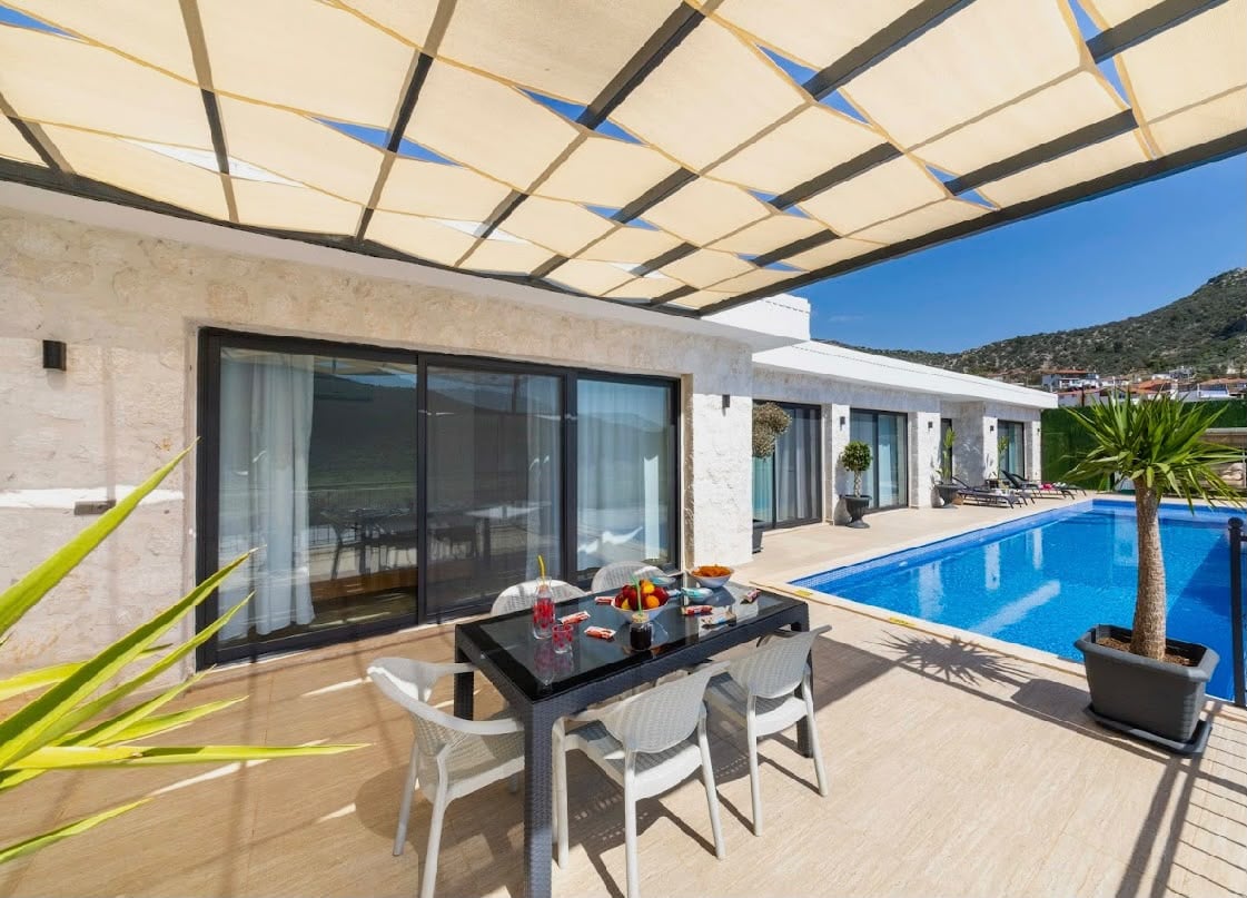 Kaş Kalkan'da tamamlanan villa projesi, dış görünüm